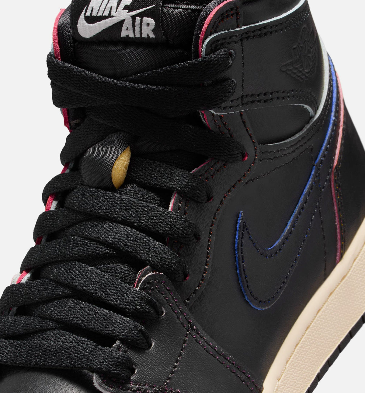 Air Jordan 1 Retro High OG Big Kids' Lifestyle Shoes - Black/Muslin