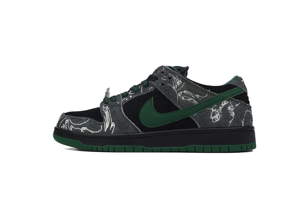 THERE Skateboards x Dunk Low SB Black Gorge Green HF7743-001
