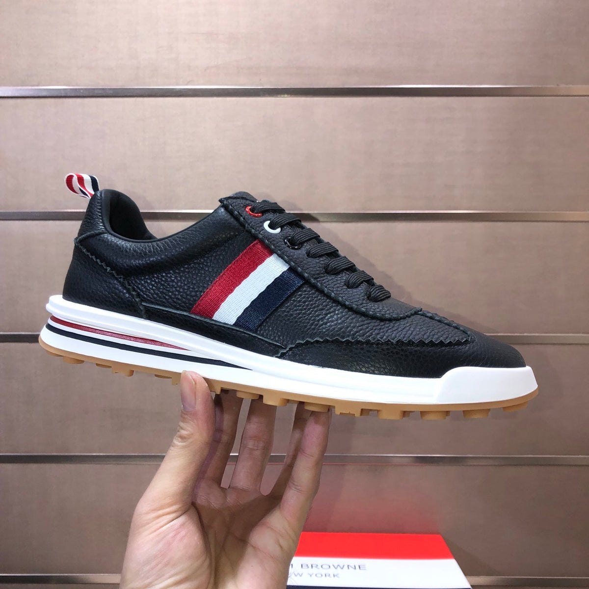 Full-Grain Leather Sneaker II — Heritage Low-Top